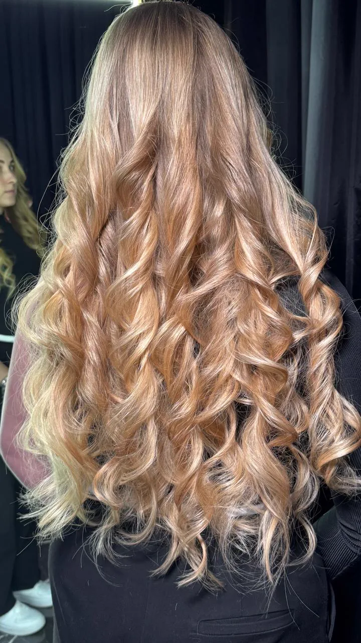 Long Blonde Waves