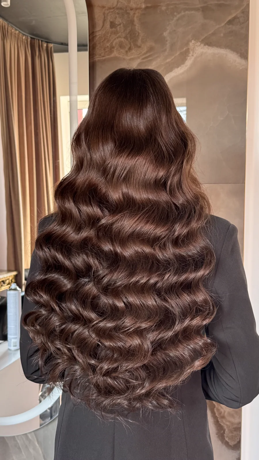 Glossy Hollywood Waves